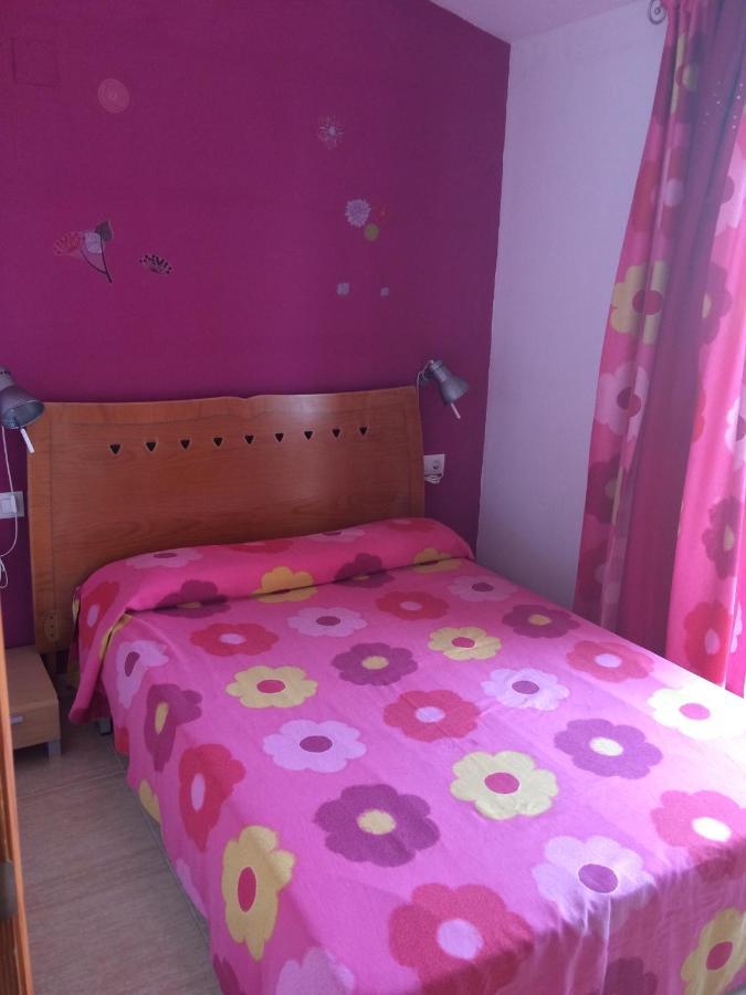Apartamentos Playa Torrenostra Luaran gambar