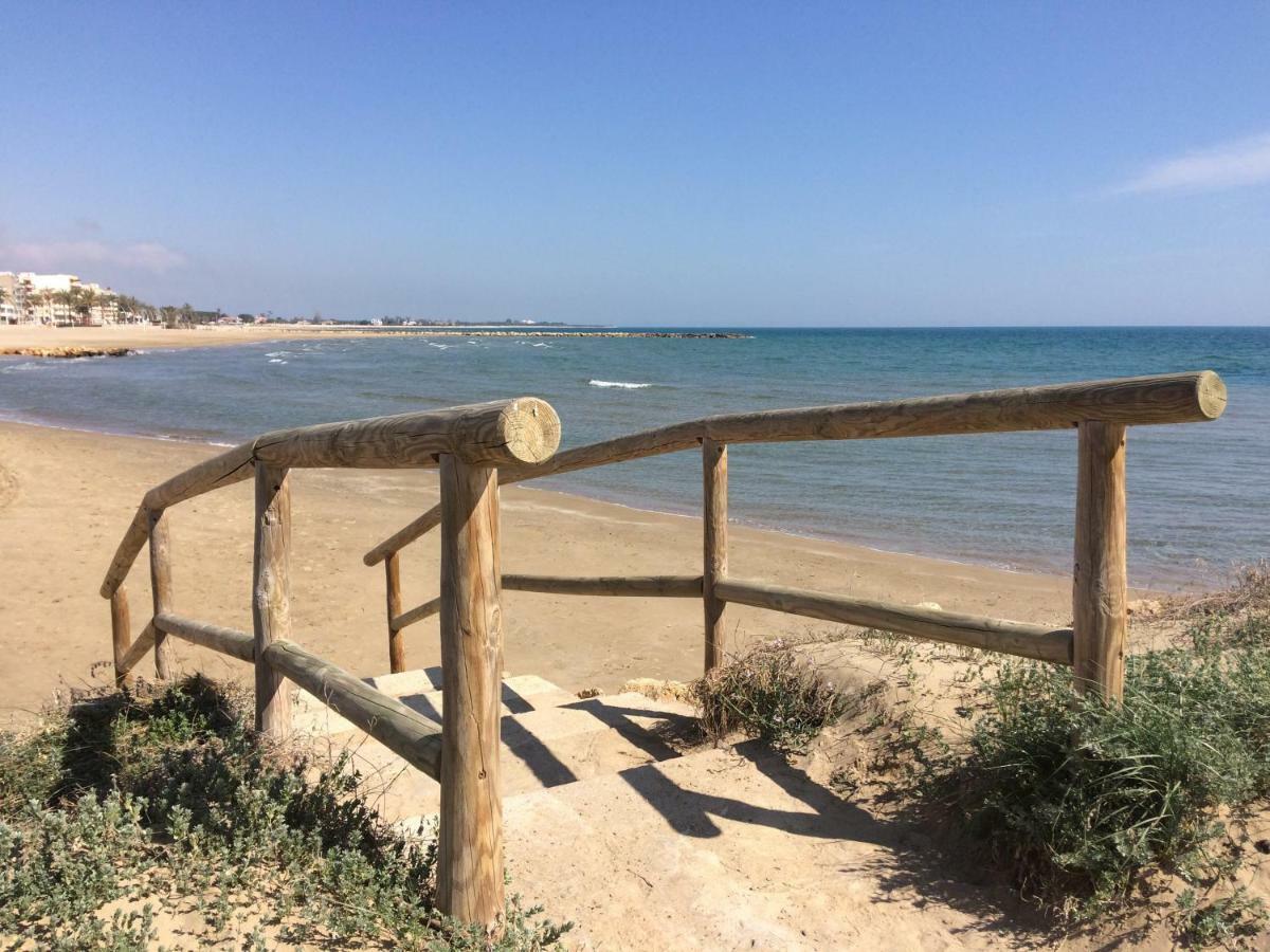 Apartamentos Playa Torrenostra Luaran gambar